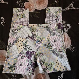 Slim-Sation by Multiples Tummy Control Leggings Size Petite Small Foral New